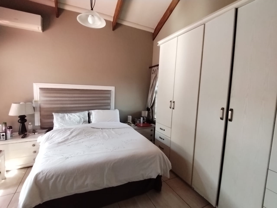 3 Bedroom Property for Sale in Waterval East North West